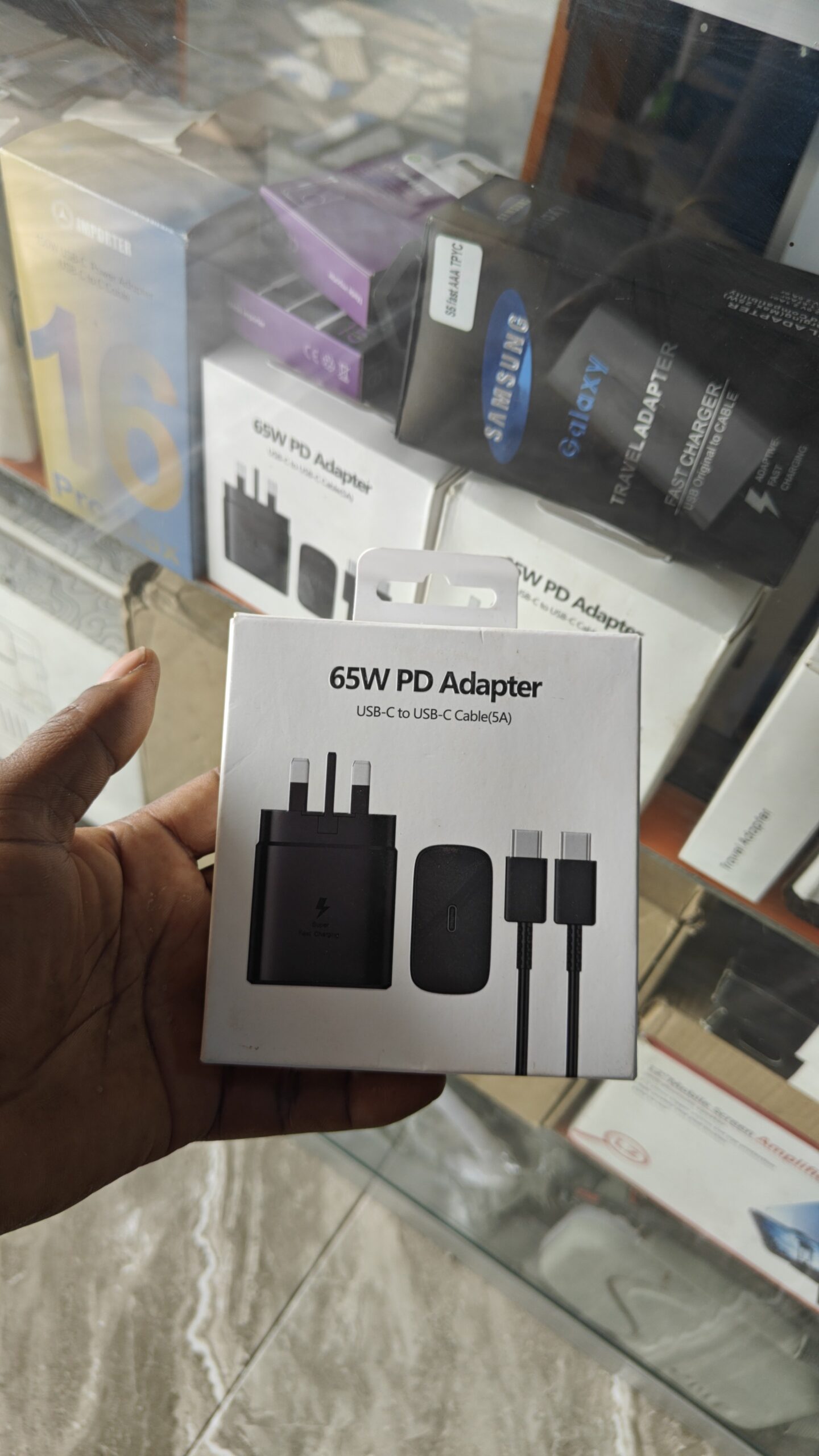 65W PD ADAPTOR USB-C TO USB-C